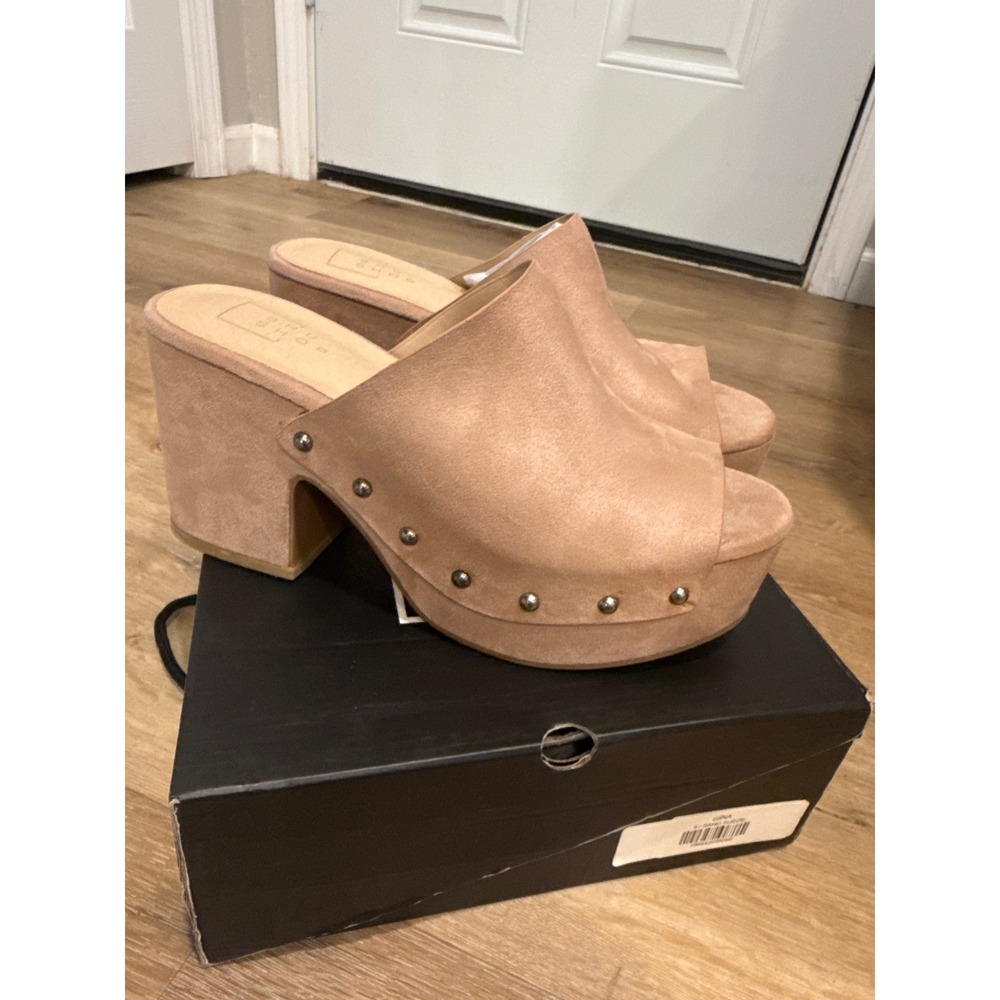 Size 9 Faux Suede Platform Mules
